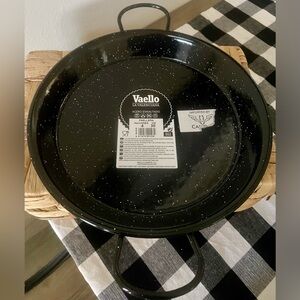 Vaello La Valenciana Paellera Pan-
Serves Four-
30CM = 11.81 In.-
NWT - SPAIN